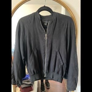 Light weight bomber jacket